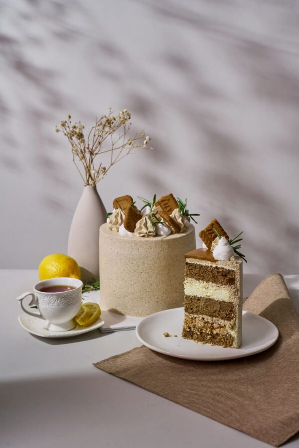 Earl Grey Lemon Biscoff Cake