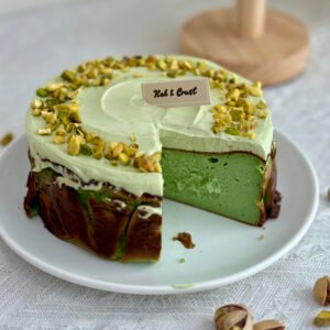 Pistachio Burnt Cheesecake