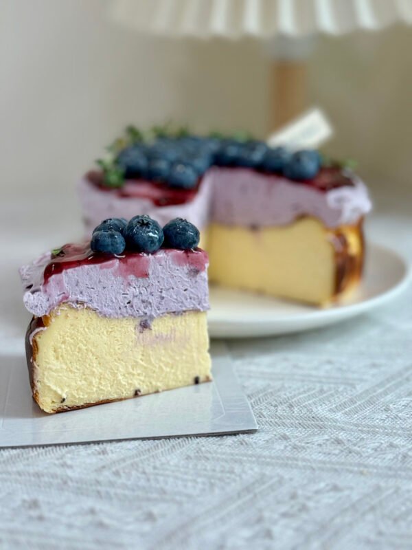 Signature Blueberry Burnt Cheesecake